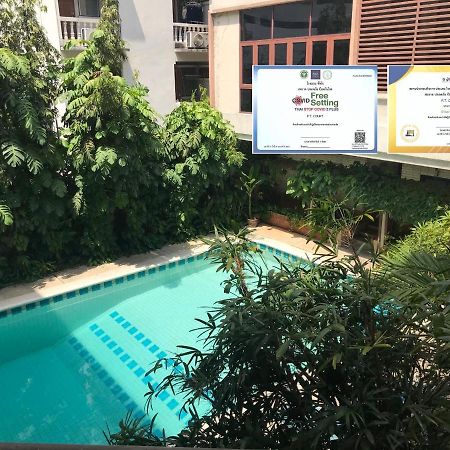 Hotel P.T. Court Bangkok Exterior foto