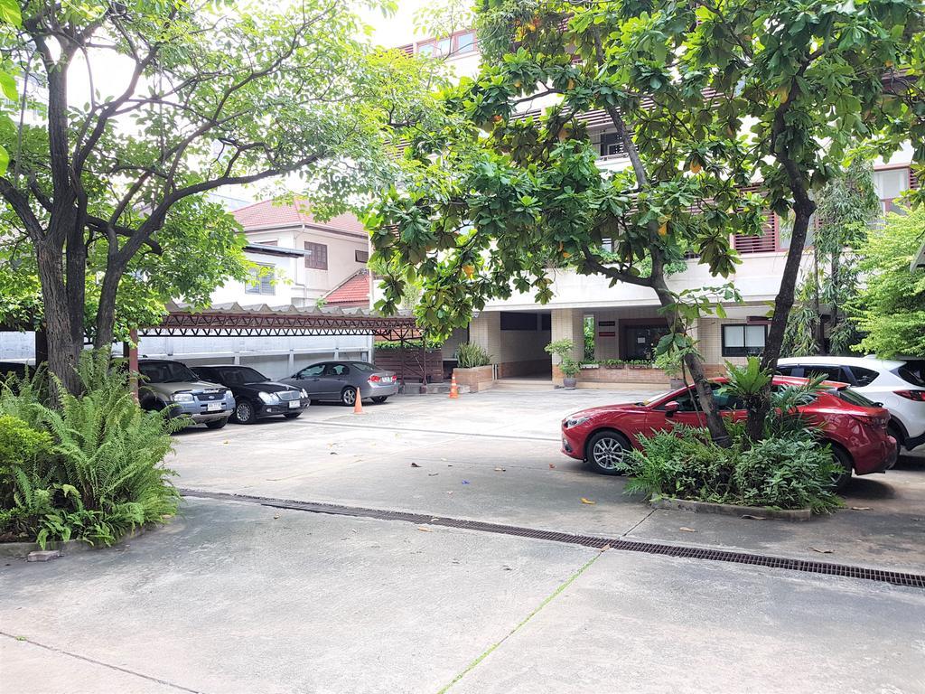 Hotel P.T. Court Bangkok Exterior foto